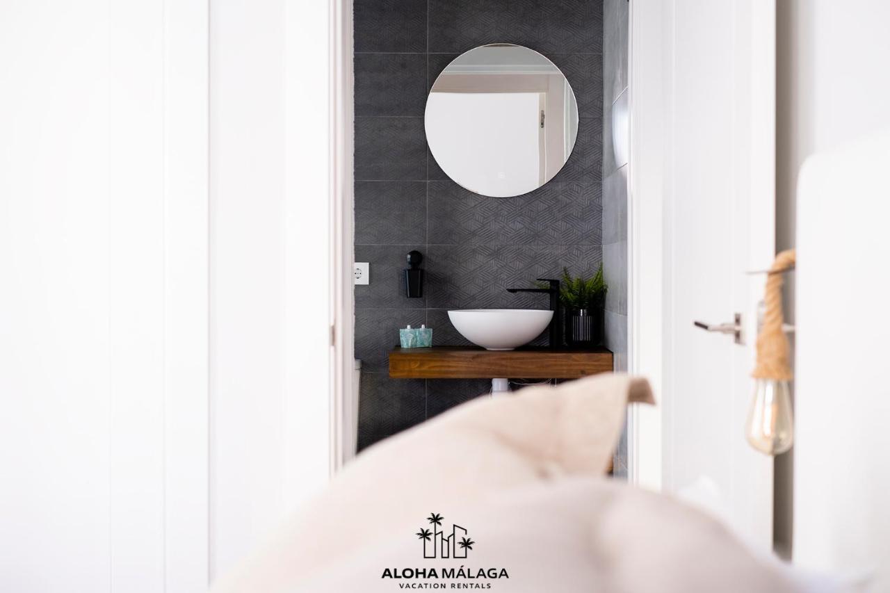 Luxury Duplex With Pool And Padel Court In Town Lejlighed Málaga Eksteriør billede