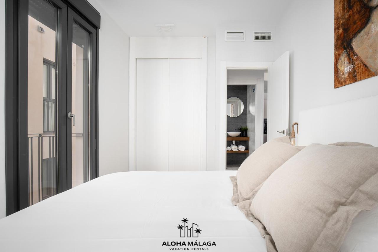Luxury Duplex With Pool And Padel Court In Town Lejlighed Málaga Eksteriør billede