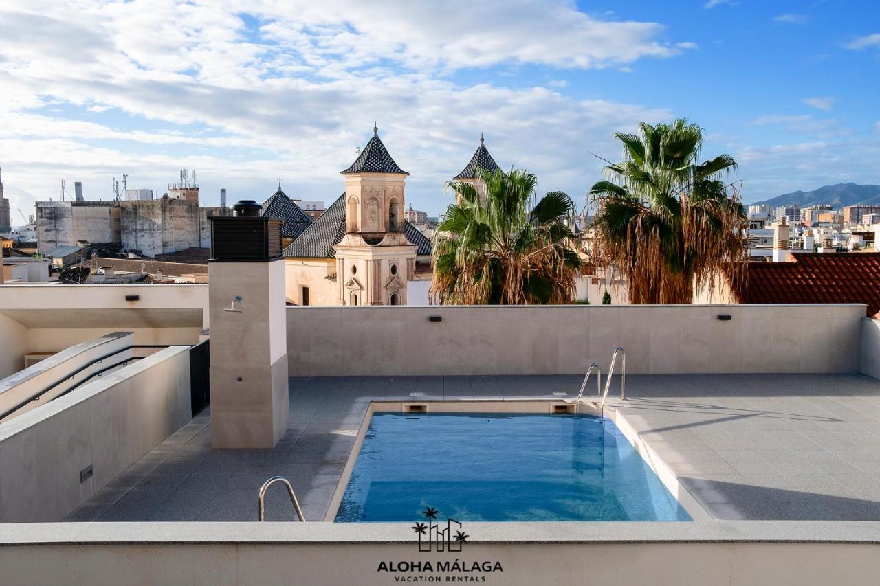 Luxury Duplex With Pool And Padel Court In Town Lejlighed Málaga Eksteriør billede