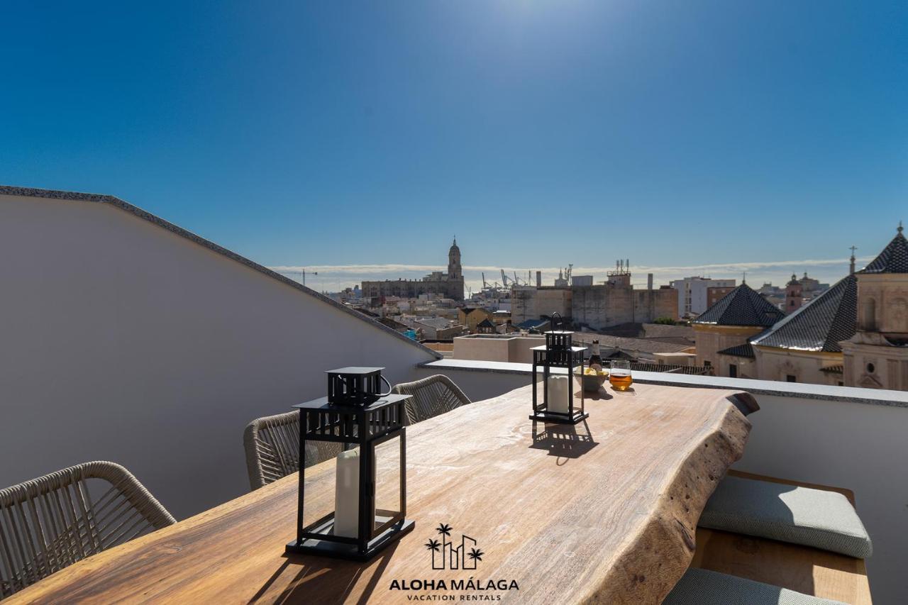 Luxury Duplex With Pool And Padel Court In Town Lejlighed Málaga Eksteriør billede