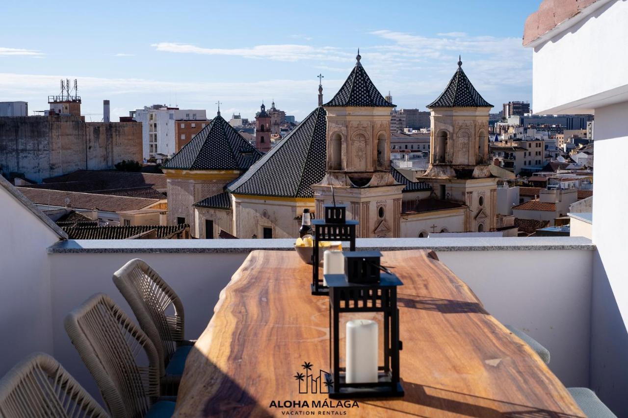 Luxury Duplex With Pool And Padel Court In Town Lejlighed Málaga Eksteriør billede
