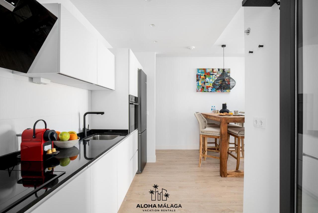 Luxury Duplex With Pool And Padel Court In Town Lejlighed Málaga Eksteriør billede