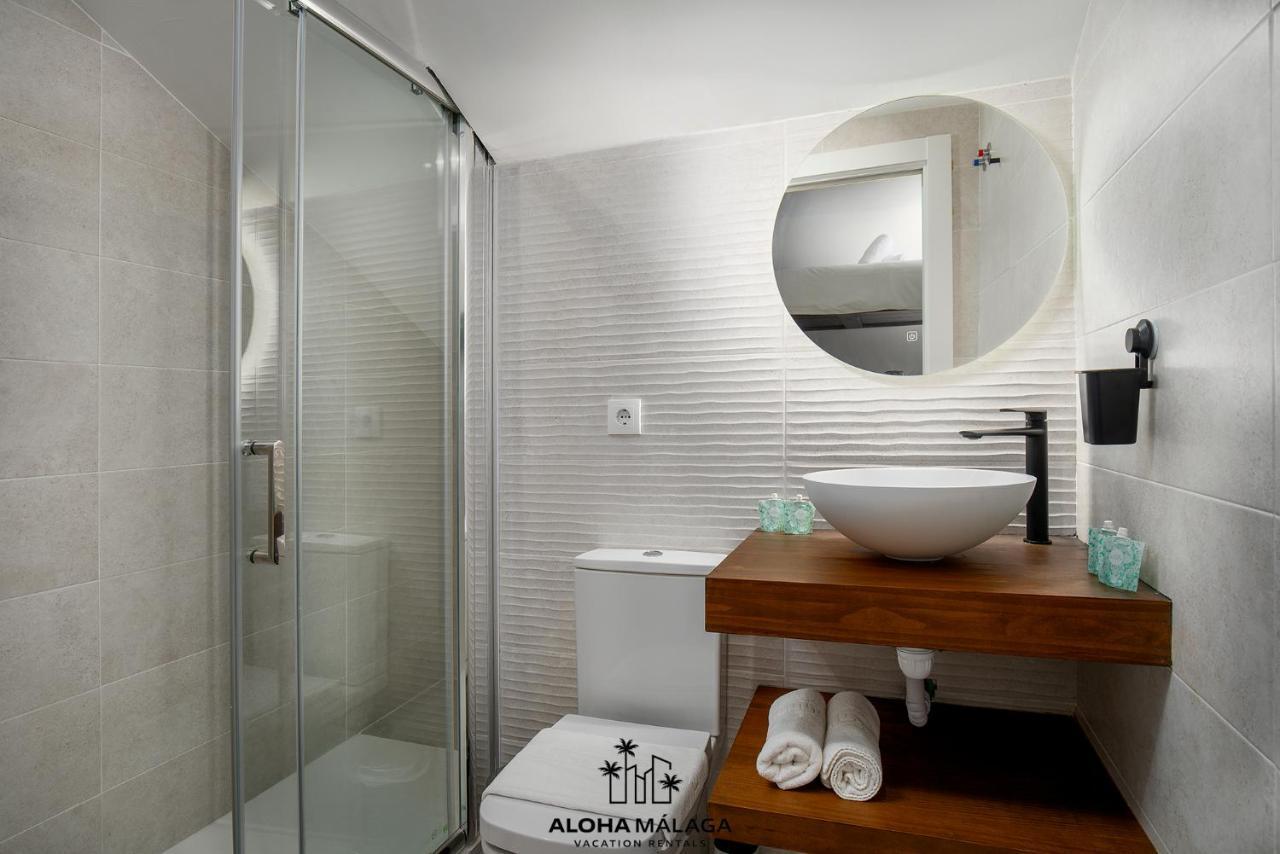 Luxury Duplex With Pool And Padel Court In Town Lejlighed Málaga Eksteriør billede