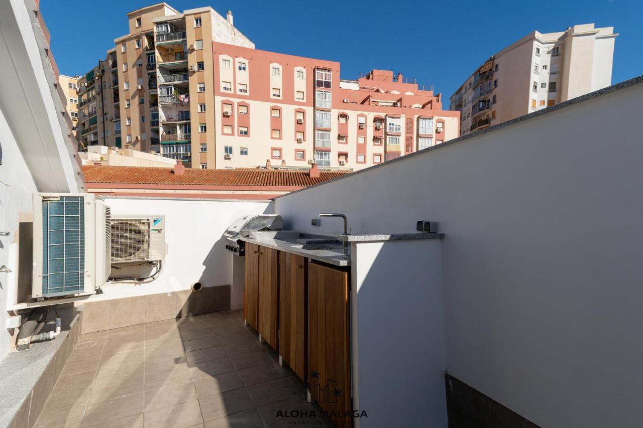 Luxury Duplex With Pool And Padel Court In Town Lejlighed Málaga Eksteriør billede